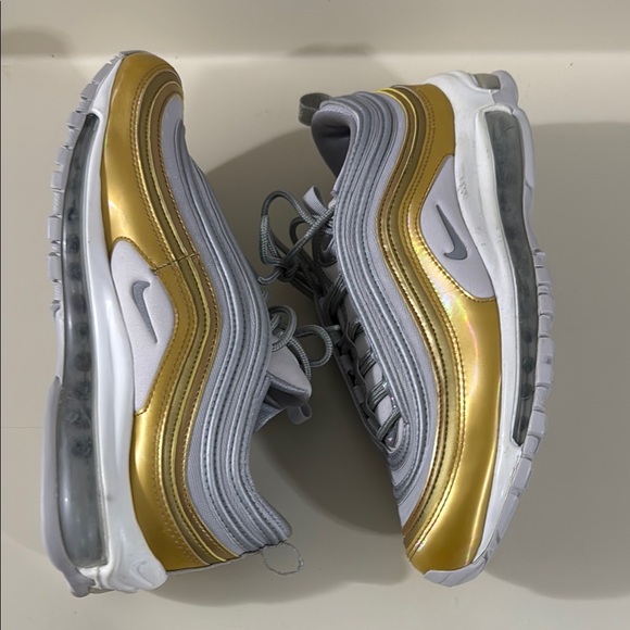 Nike Airmax 97 Silver & gold Sneakers - Picture 4 of 6